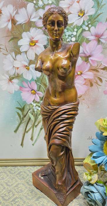 Copper-Plated Greek Lady Figurine  35 cm | Boutique Décor