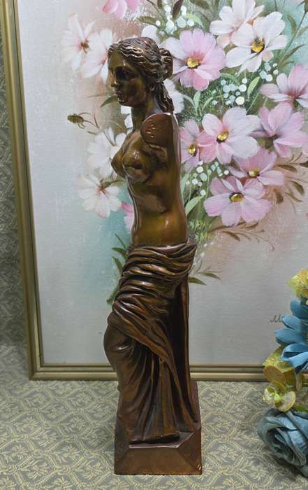 Copper-Plated Greek Lady Figurine  35 cm | Boutique Décor