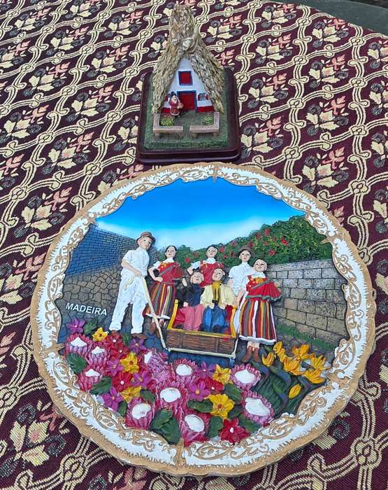 Vintage Wall Plate with Decorative House Ornament