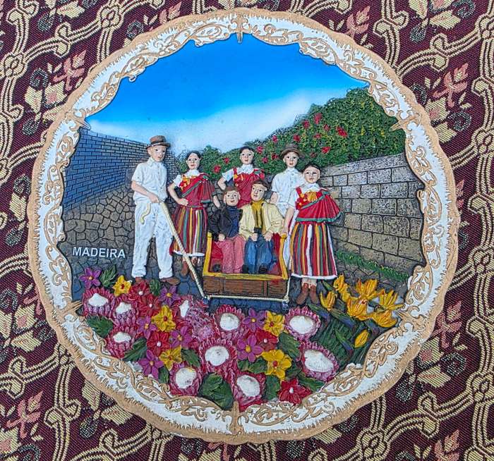 Vintage Wall Plate with Decorative House Ornament