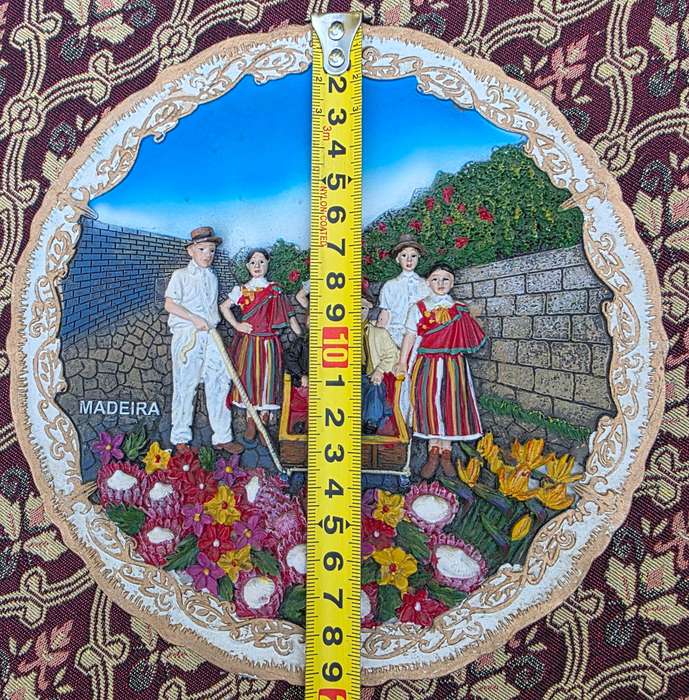 Vintage Wall Plate with Decorative House Ornament