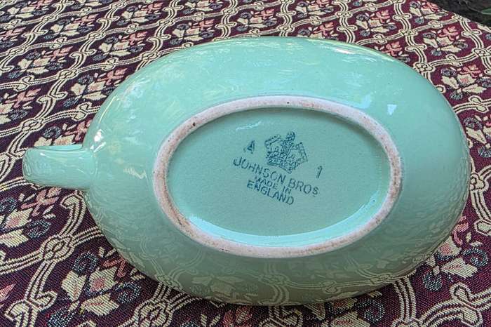 Johnson Bros Brothers Gravy Boat