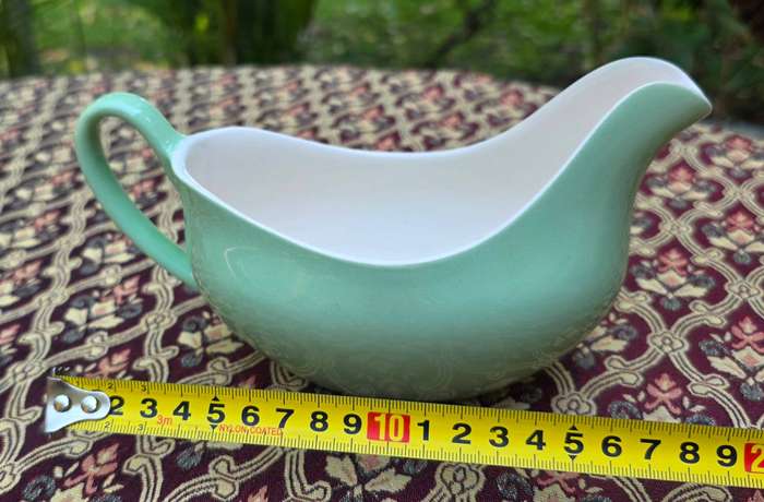 Johnson Bros Brothers Gravy Boat
