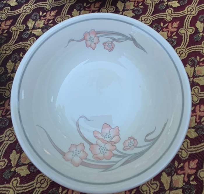 Vintage Churchill England Bowls  Set of 6