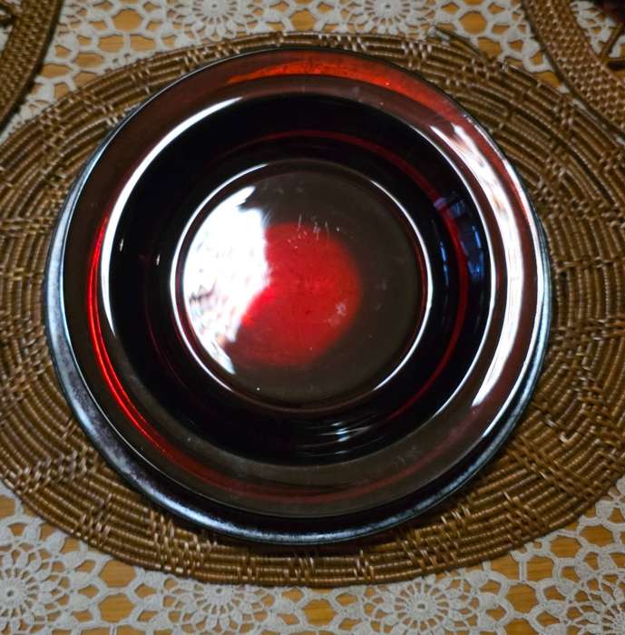 Arcoroc Vercors Ruby Red Glass Dinner Set  12 Pieces