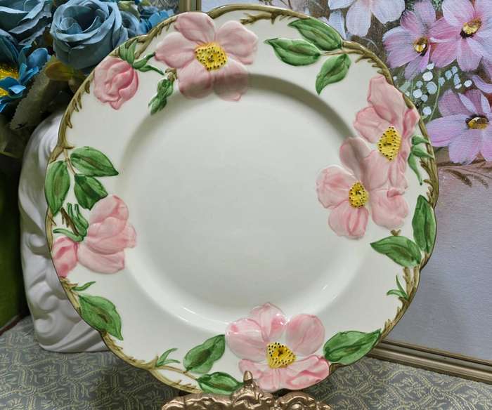 Two Wall Plates for Your Collection - USA