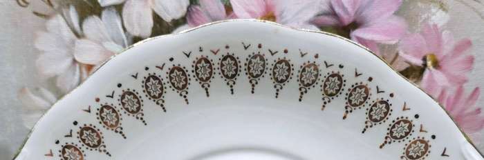 Queen Ann Cake Plate