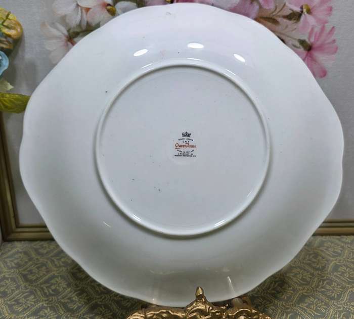Queen Ann Cake Plate