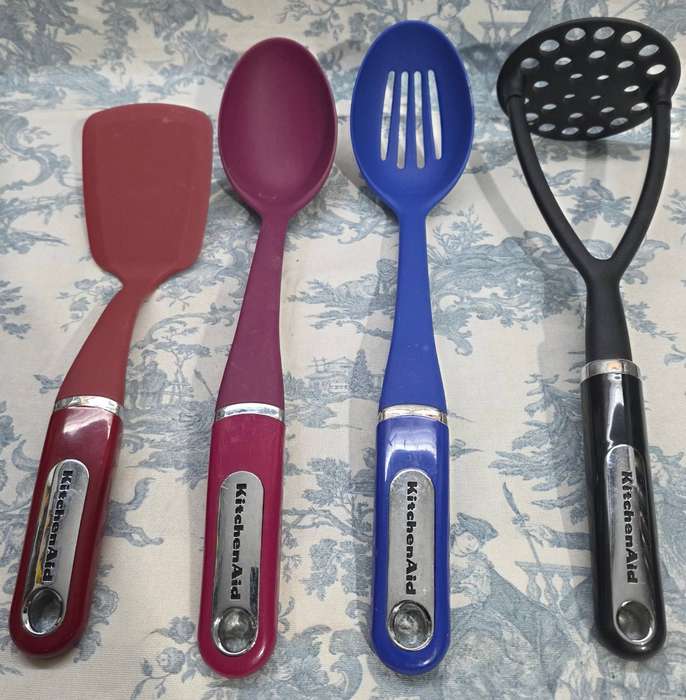 Set of 4 KitchenAid Utensils | Very Good Condition