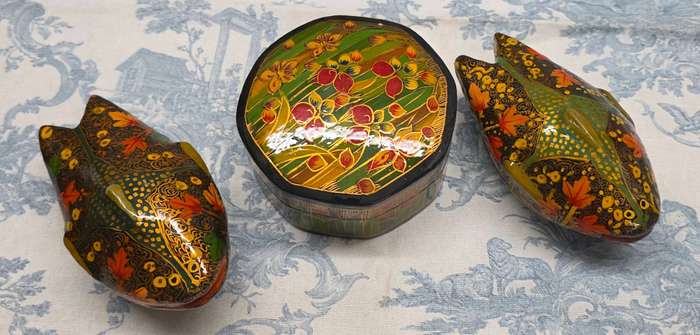 Set of 2 Papier-Mâché Fish Trinket Boxes + 1 Trinket Box