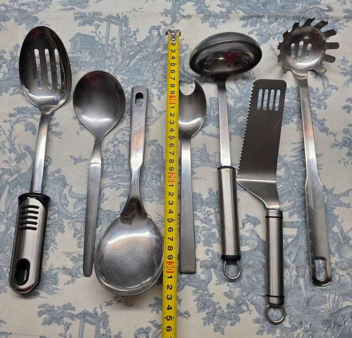 KITCHEN UTENSILS  | LOT 1 |