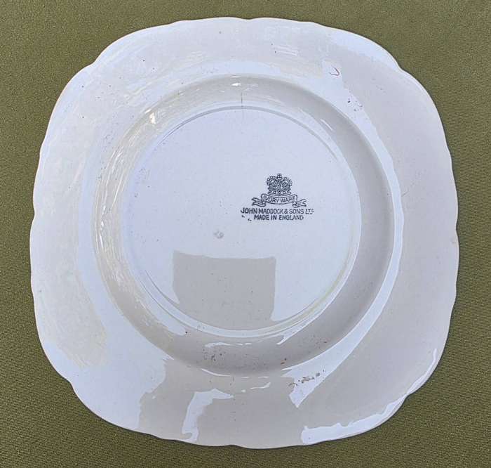 Ivory Ware Wall Plate | John Maddock & Sons Ltd | England