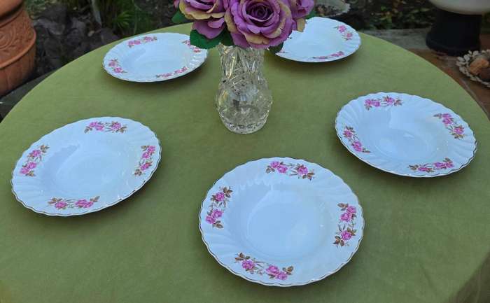 Set of 5 Myotts Fine White Ironstone Soup Bowls | England