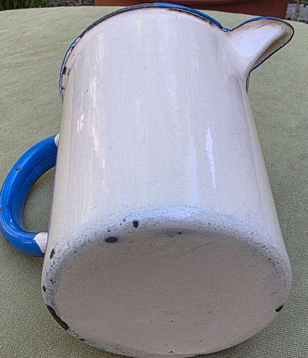 VINTAGE ENAMEL JUG