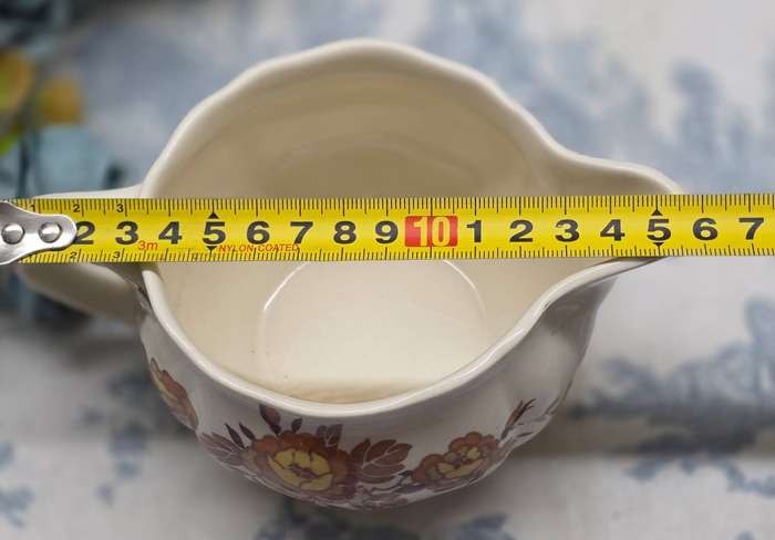 ROYAL DOULTON POURER