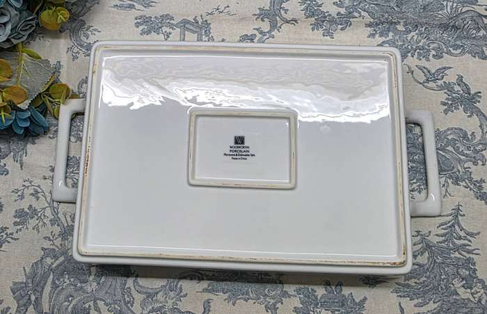 Large Woolworths porcelain baking dish | 02 |