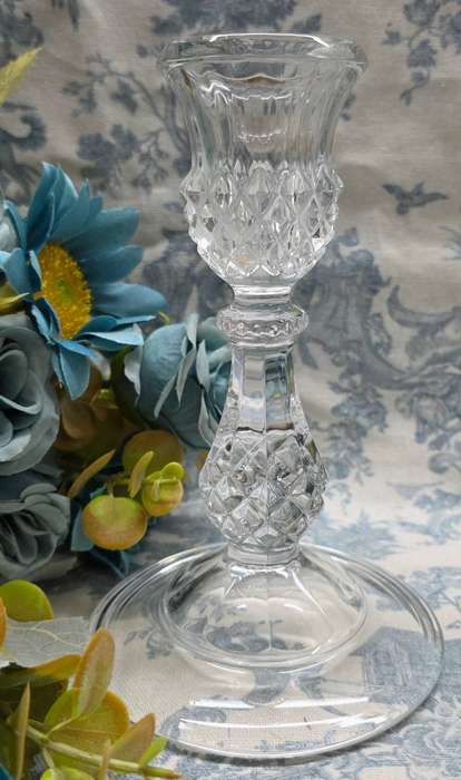 STUNNING GLASS CANDLE HOLDER | 10 X 17 CM HIGH |