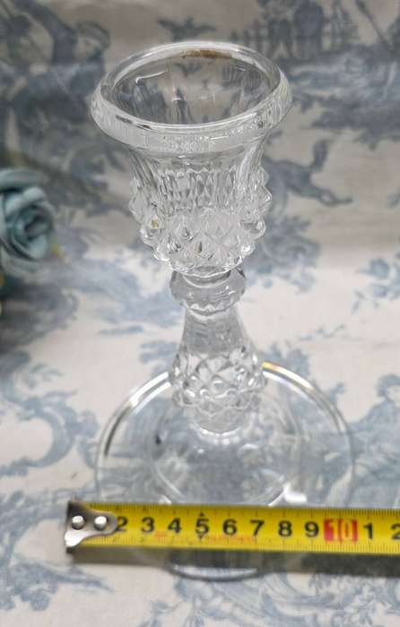 STUNNING GLASS CANDLE HOLDER | 10 X 17 CM HIGH |