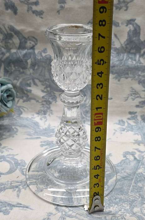STUNNING GLASS CANDLE HOLDER | 10 X 17 CM HIGH |