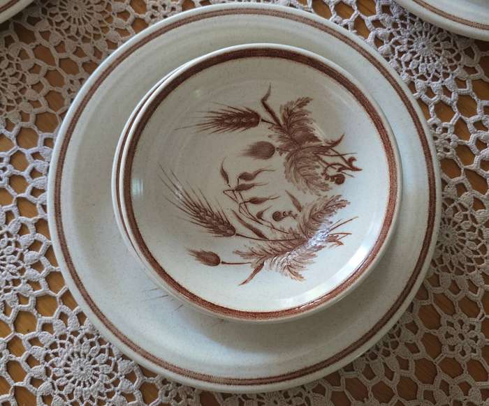 Churchill England Set for Your Collection (Beige Brown Stoneware)
