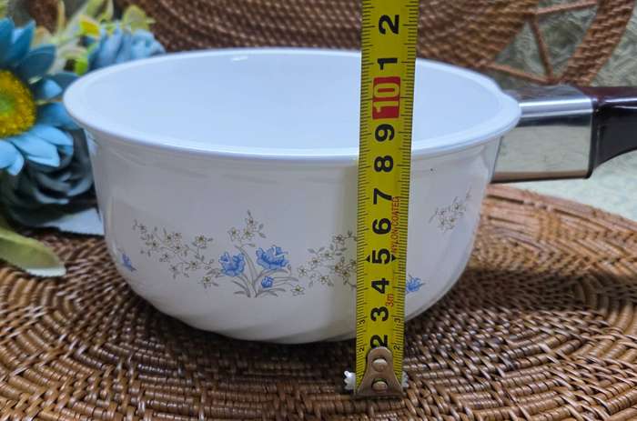 Vintage Arcoflam France - Arcoflam glass ceramic pot with Glass Lid