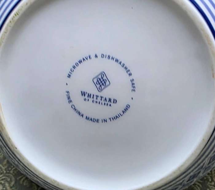 Whittard of Chelsea Tea Pot Classic White & Blue 15 cm High