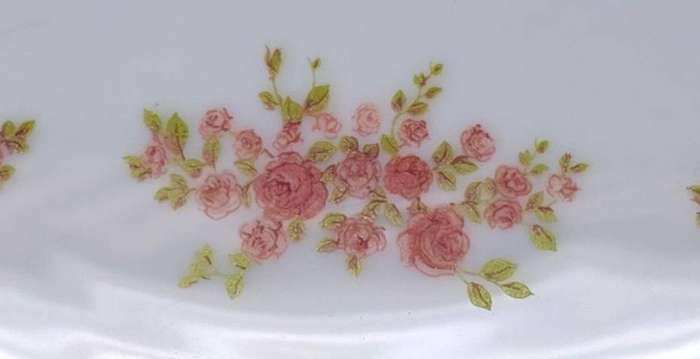 Beautiful Vaisselle Arcopal set