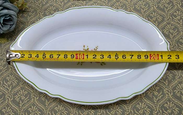 Beautiful Vaisselle Arcopal set