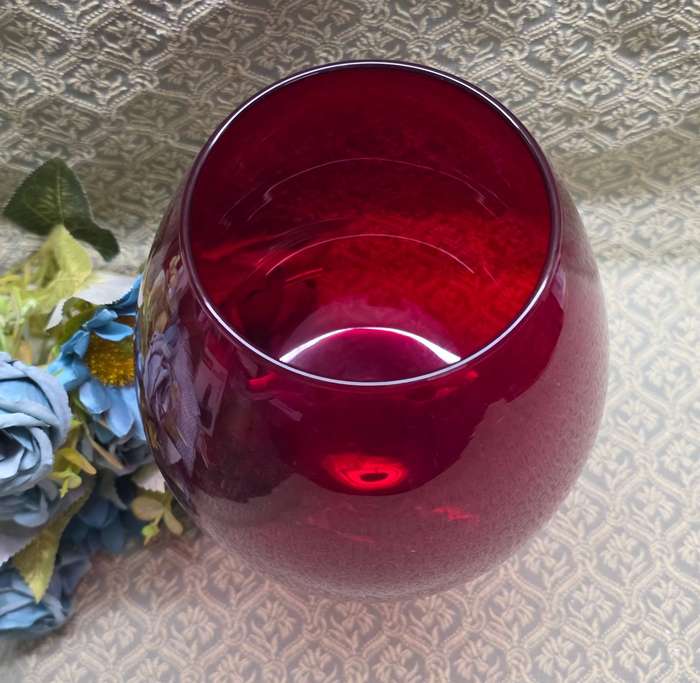 Vintage Red | glass vase | Italian |
