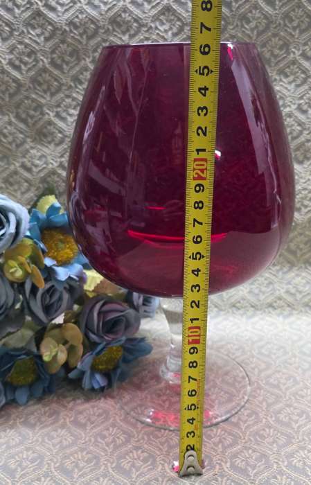Vintage Red | glass vase | Italian |