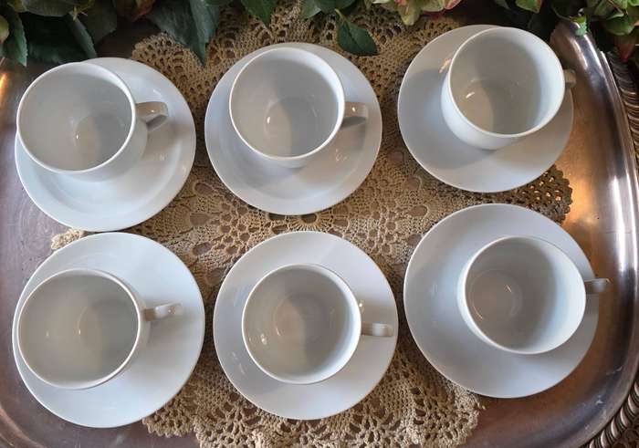 Set of 6 Tea Cups & Saucers  Mixed White Porcelain