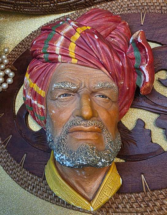 Collectible Bonson Chalkware head wall hanging plaque