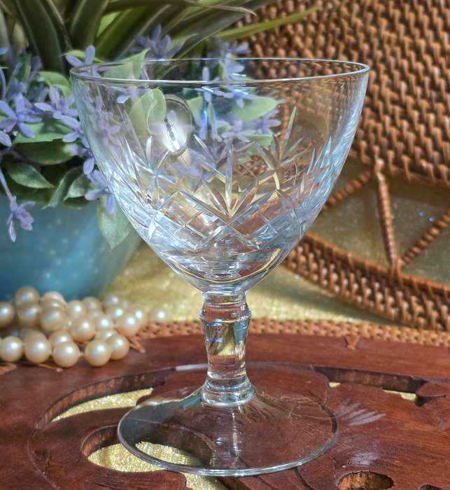 5 CRYSTAL GLASSES
