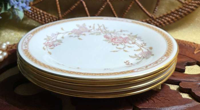 ROYAL DOULTON SIDE PLATES  | REPLACEMENT |
