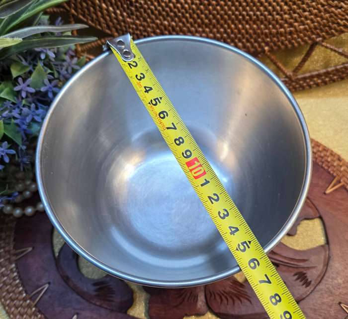 HAMILTON BEACH SMALL STAINLESS STEEL MIXING BOWL