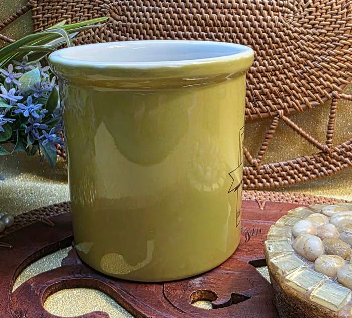 JAR WITH LID