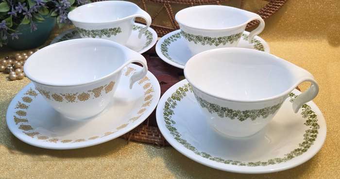 4 Corelle Corning | Vintage Coffee Tea Cups & Saucers |  Mid Century |