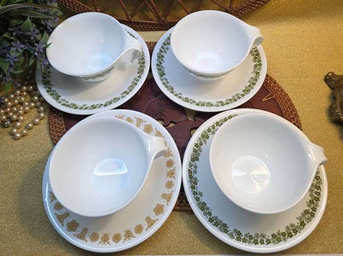 4 Corelle Corning | Vintage Coffee Tea Cups & Saucers |  Mid Century |