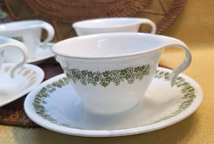 4 Corelle Corning | Vintage Coffee Tea Cups & Saucers |  Mid Century |