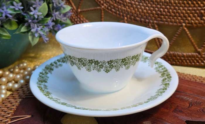 4 Corelle Corning | Vintage Coffee Tea Cups & Saucers |  Mid Century |