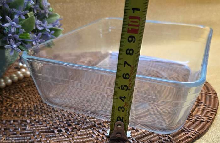 VINTAGE PYREX OVEN BOWL