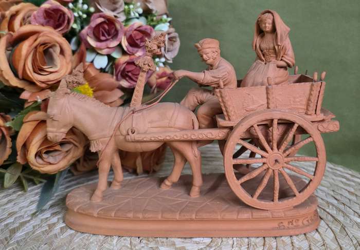 Grasso Italy Italian Terra Cotta Pottery Figurine