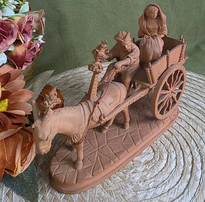 Grasso Italy Italian Terra Cotta Pottery Figurine