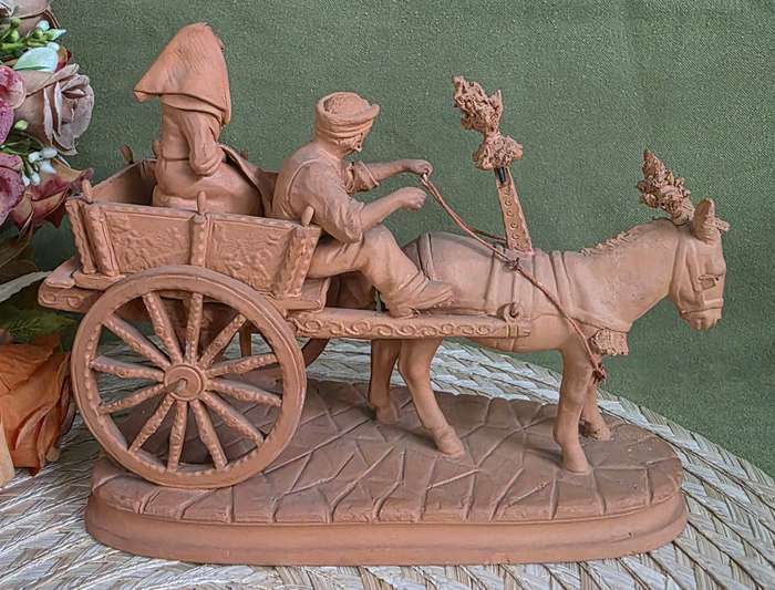 Grasso Italy Italian Terra Cotta Pottery Figurine