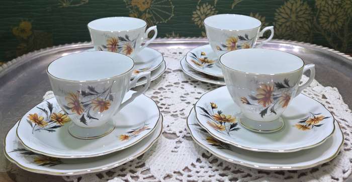 ORIENTAL TEA SET | 4 TRI SETS |