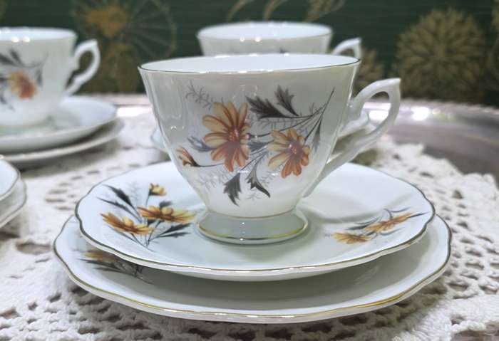 ORIENTAL TEA SET | 4 TRI SETS |