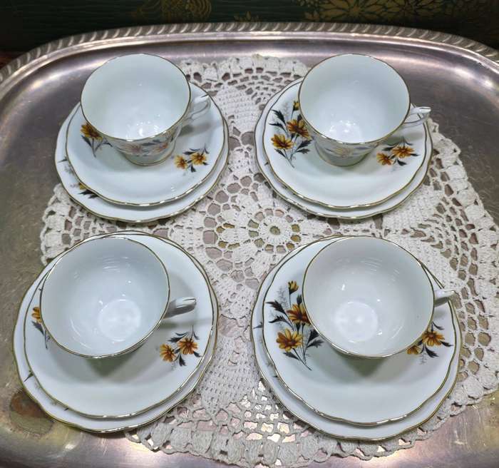 ORIENTAL TEA SET | 4 TRI SETS |