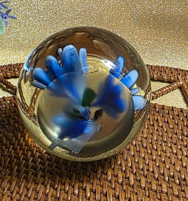 GLASS PAPERWEIGHT