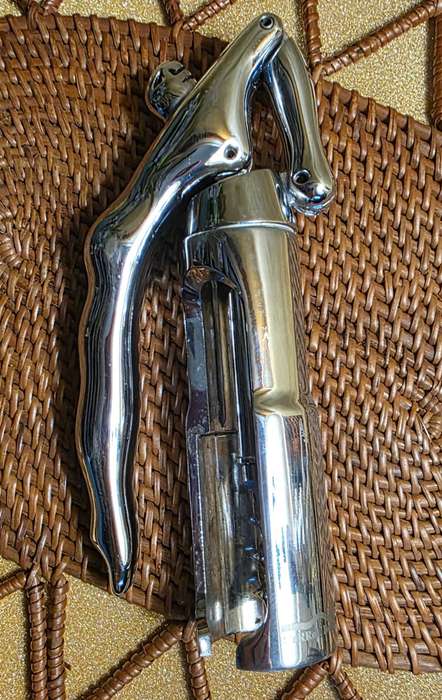 CaRRoL BoYeS ORIGINAL!!! Corkscrew Bottle opener