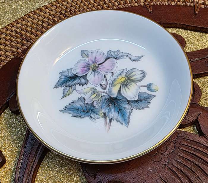 ROYAL WORCESTER PIN TRAY